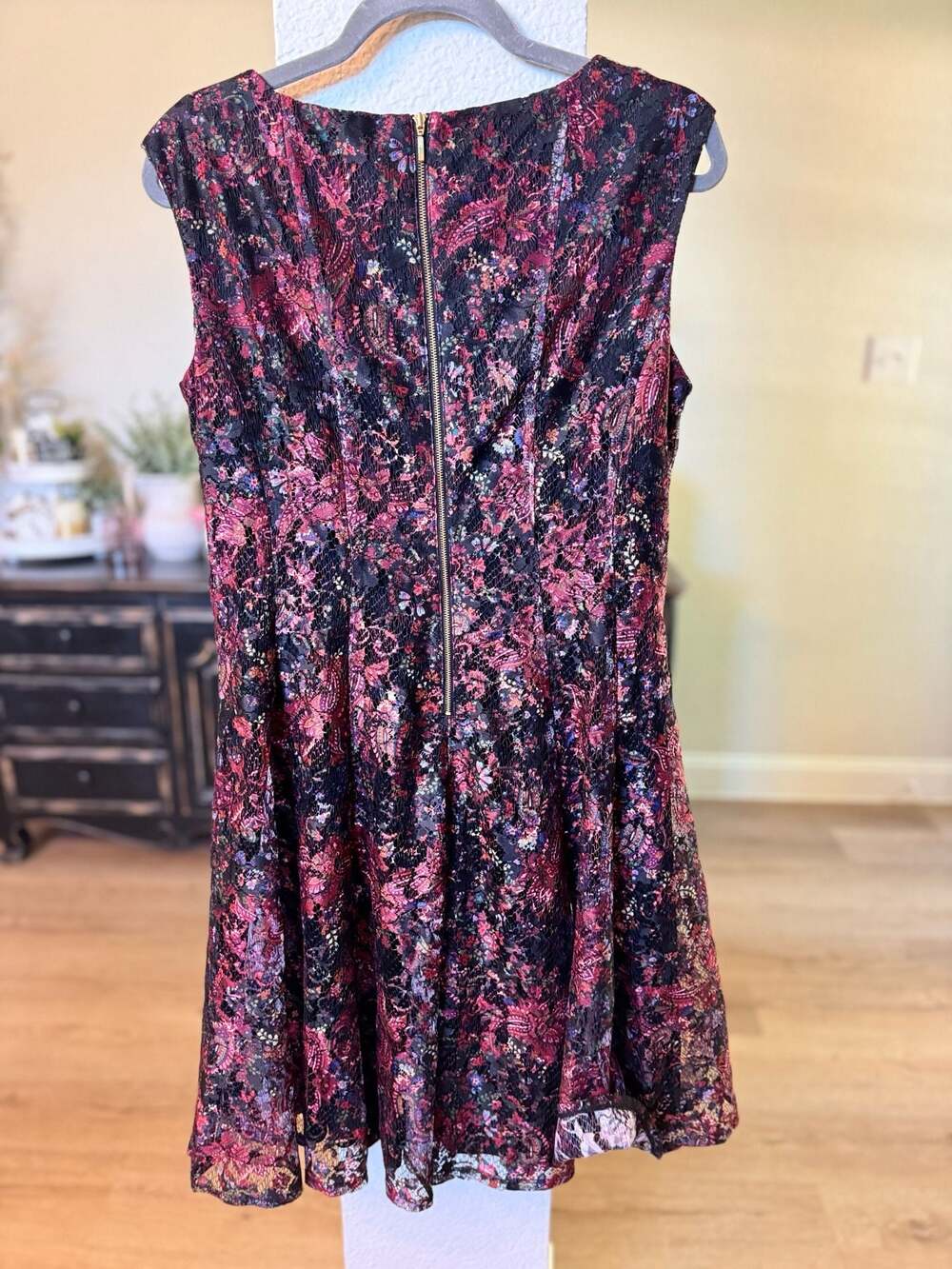Dressbarn Floral Lace Sleeveless A-Line Midi Dress Black Red Size 12 - Picture 4 of 8